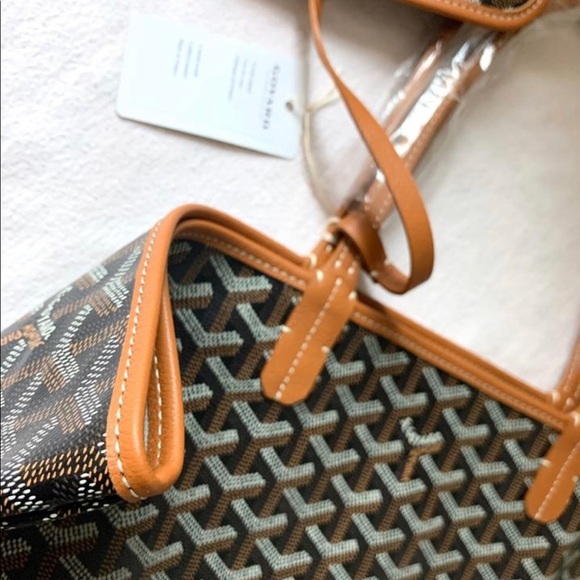 *SOLD* Goyard St Louis Chevron Black/Tan PM Tote - Picture 4 of 11